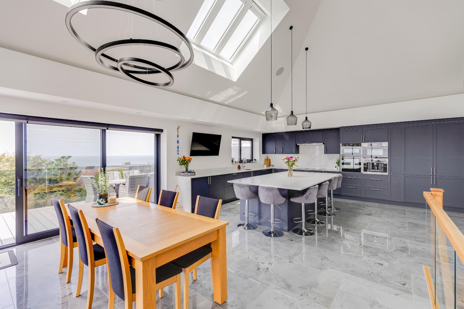 West Farm Close, Ogmore-By-Sea, Vale of Glamorgan, CF32 0PT
